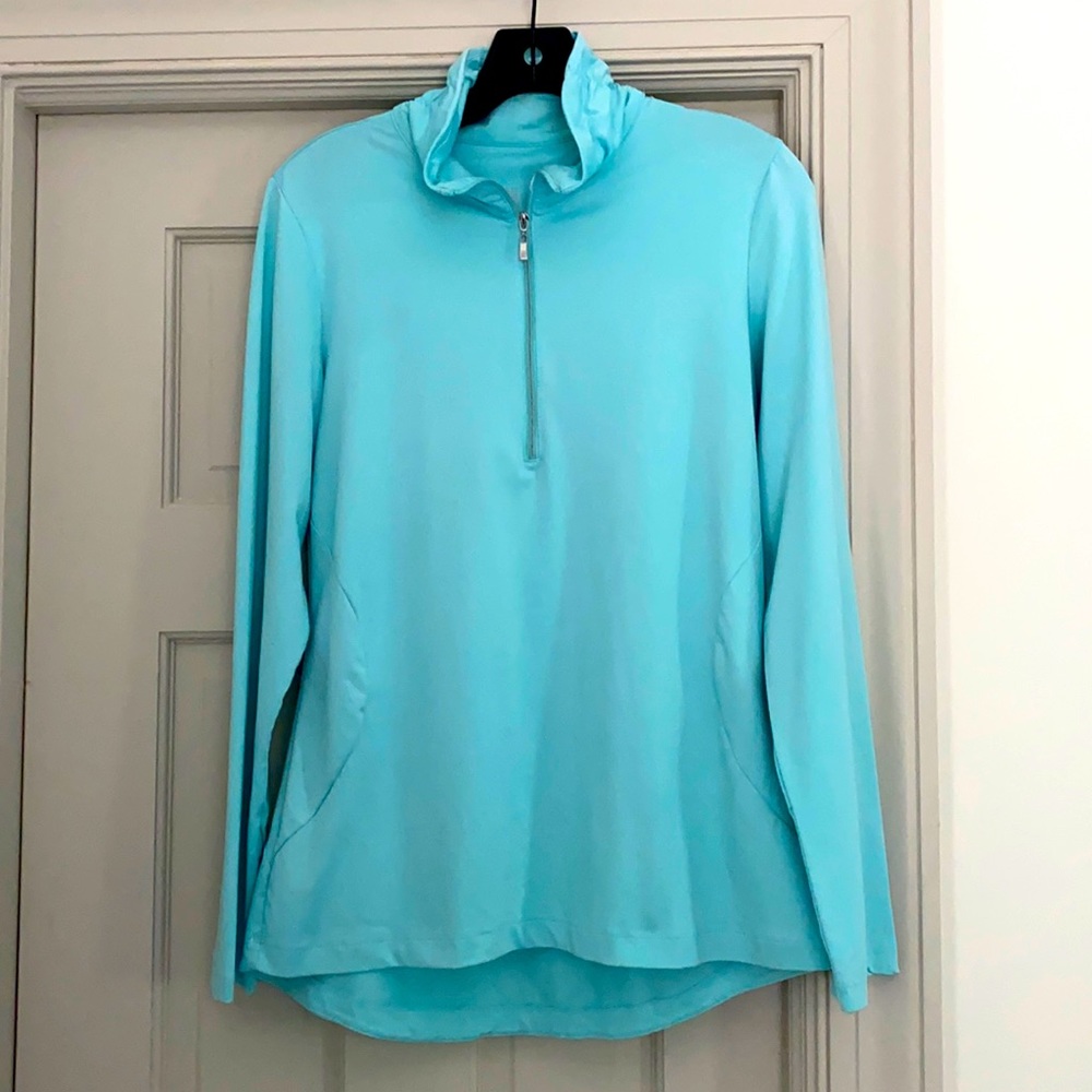 Tail Pullover